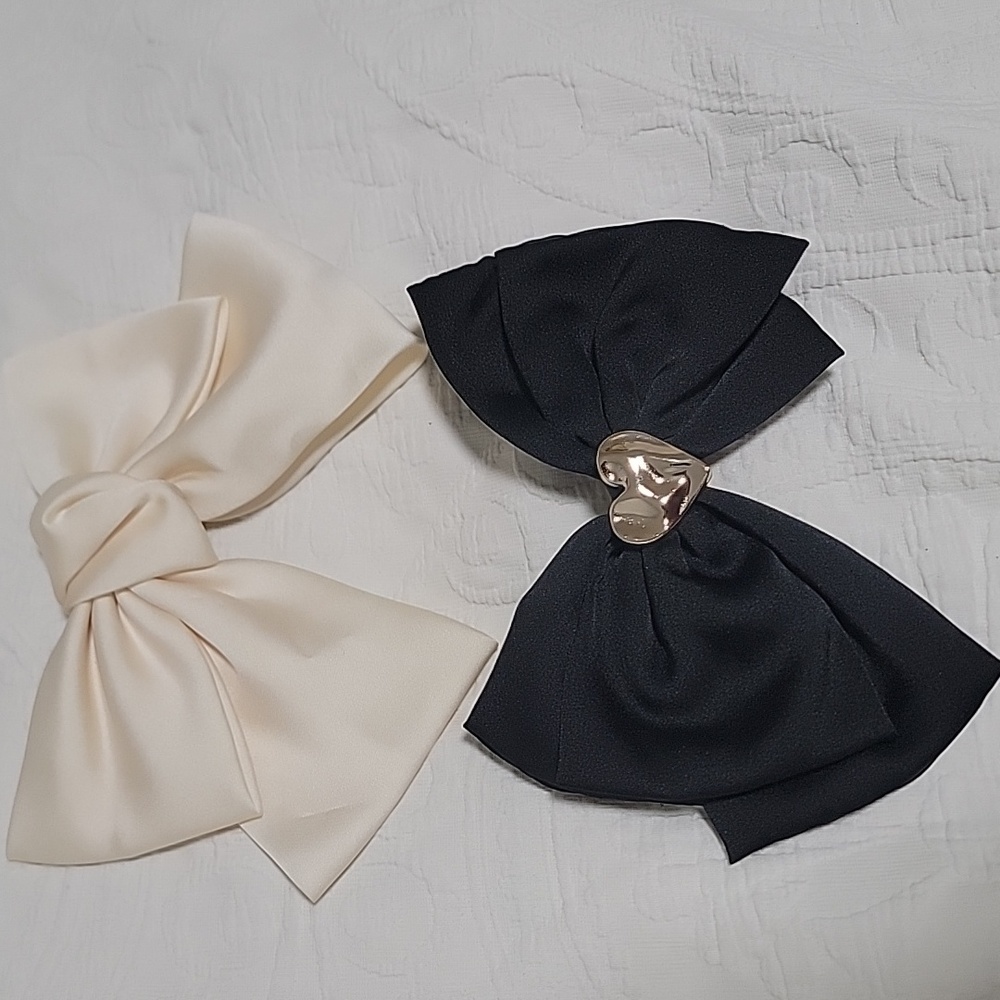 Set Of 2 Hair Bow Clips Silky Black With A Gold Disign Heart & Beige Classic